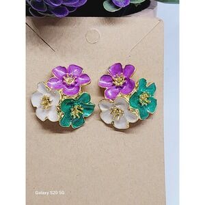 Gold Tone Enamel Flower Cluster Stud Earrings Purple White Teal Floral